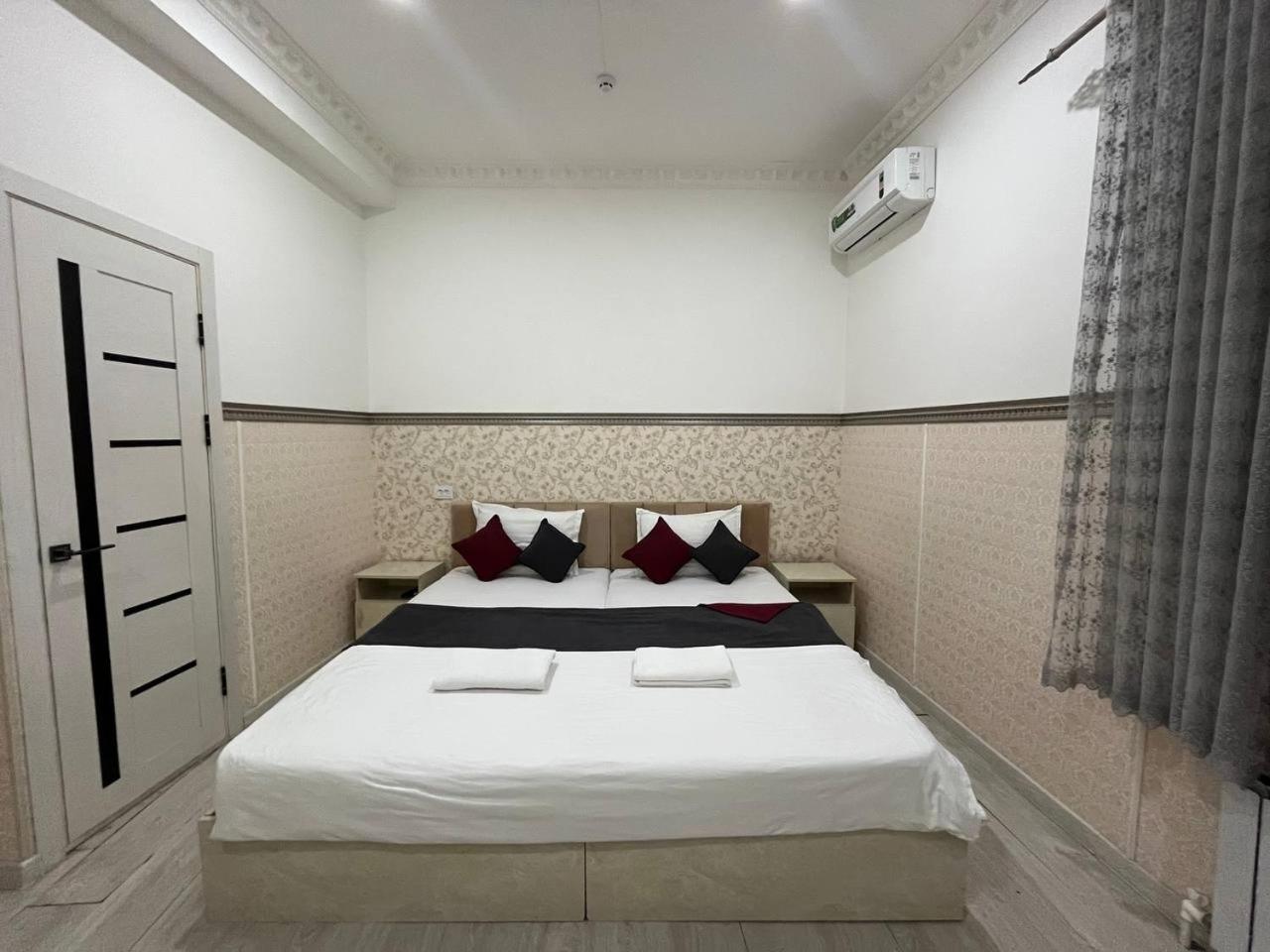 Fenix Hotel Taskent Exterior foto