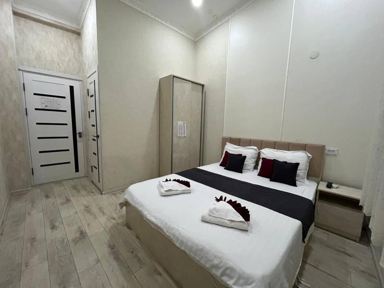 Fenix Hotel Taskent Exterior foto