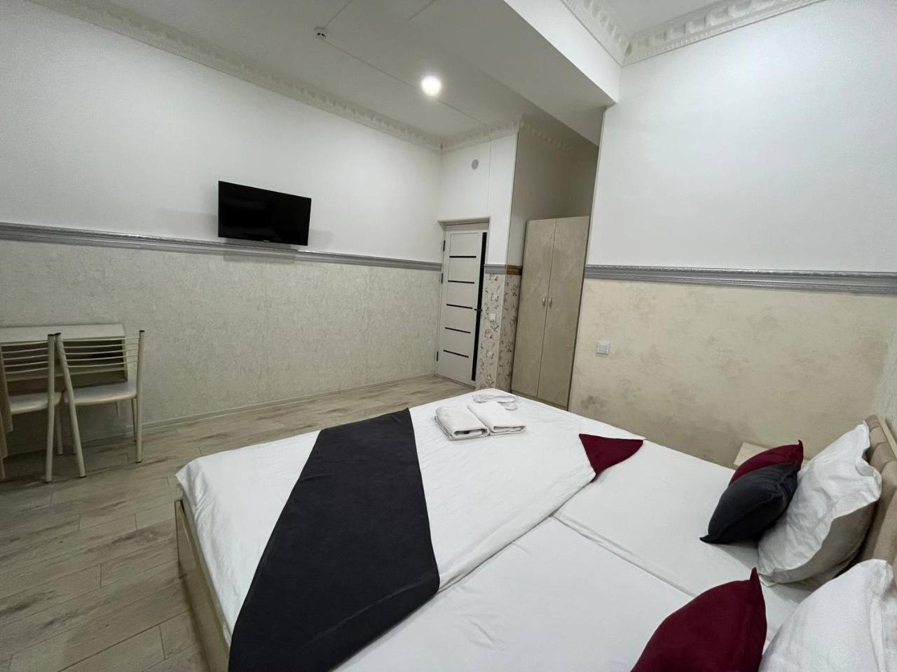 Fenix Hotel Taskent Exterior foto